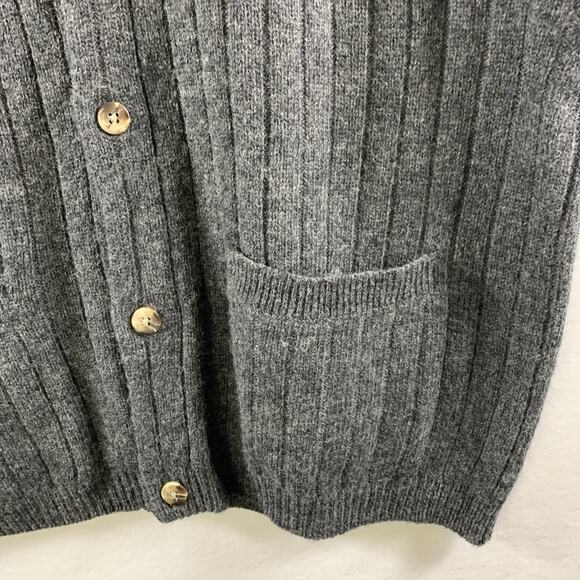 VTG Mens 100% Wool Cardigan Sweater Vest Sz XL Grunge Grandpa Hong Kong Holes - Picture 3 of 12